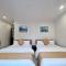 Cat Ba Glow Hotel