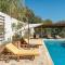 Archondia House - Holiday Apartments With Pool - Kalavaszósz