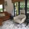 Lovely modern 2 bed villa