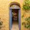 Historic Hideaways - 900 Year Old Converted Studios