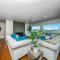 Lakeside Hilltop Retreat with Amazing Pool and Spa - Lakeside