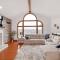 Lake Mansion On The Hill wPanoramic Views & Dock - Lynchburg