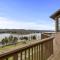Lake Mansion On The Hill wPanoramic Views & Dock - Lynchburg