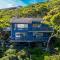 Ocean Ridge at Killcare by HolidayCo