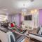 Luxury 5BR Dallas Retreat with Business Amenities - Perfect for Business Travelers, Families & Groups