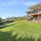 Modern Family Getaway