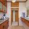Fuga Di Batroun Cozy 2-BR with 24-7 Power and AC