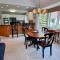 F43 Bretton Woods single level home on golf course, perfect to ski, stay, relax, play!