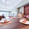 Luxury 2bedroom with Balcony & View Palm Dubai