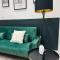 Modern Ealing Broadway Apt - Cozy Comfy & Well-Equipped - 伊灵