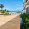 Relax Oceanfront Suites