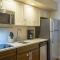 Tropical 1BD vacation condo in beautiful resort setting with pool amenities to enjoy - شاطئ أورموند