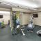 Stay in this 2BD resort condo to visit Austin gym and pool onsite - أوستن