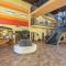 See Palm Springs and relax in this 1BD condo with resort amenities including pool or hot tub - بالم سبرينغز