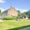 Luxe 5 bed house in Guildford. Morden amenities - Normandy