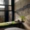 Paramount House Hotel