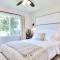 Beachside Bliss Spacious 3BR Retreat, Steps to Ocean - أوشن سايد