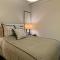 Strongback Suite 207 - Adrian
