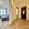 ApartPoltava НОВИЙ будинок, в самому ЦЕНТРІ 2-ОКРЕМІ кімнати, ПАНОРАМНИЙ БАЛКОН