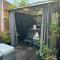 Secret Gem 1 Bed Garden Flat Private Luxury Hot Tub