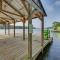 Quiet Lake Gladewater Getaway with Dock and Kayaks! - Gladewater Quiet Lake Gladewater Getaway with Dock and Kayaks! - Gladewater