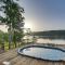 Lakefront Gladewater Retreat with Dock and Hot Tub! - Gladewater
