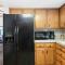 Cozy 3BR Dog-Friendly Cabin- Level 2 EV Chgr
