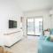 Coastal Salty Kiss Sleeps 4!