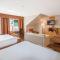Coast Hillcrest Hotel