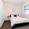 4 Bedrooms Lovely House in Clayton Central - 北克莱顿