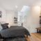 Little Hopwood Apartments No2