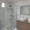 Luxury one bedroom - seafront