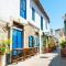 Luxury one bedroom - seafront
