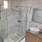 Luxury one bedroom - seafront