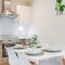 Modern Comfort flat Town Centre up to 8 people - Stevenage