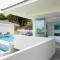 Luxury home with a pool - stunning sea views - 高兰