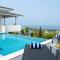 Luxury home with a pool - stunning sea views - 高兰