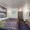 Super 8 by Wyndham Bernalillo