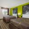 Super 8 by Wyndham Lake City
