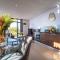 Modern Beachfront Studio- 133 Eden on the Bay - 开普敦