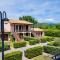 Residence surrounded by greenery with swimming pool in Sorano - Sorano