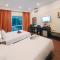 Ha Noi Lake View Hotel & Travel