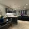 Reading's Lush Haven - 1BR 1BA - CHRL F14 - Reading