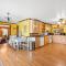 Big Family Lodge near ARK Sleeps 16