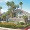 Beautiful Hotel in Desert Rose Resort - 2BD Sleeps
