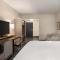 Holiday Inn Cheshire - Southington by IHG
