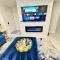 Elegant Serene- Townhome, 10 Mi to Downtown, near Airport