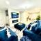 Elegant Serene- Townhome, 10 Mi to Downtown, near Airport