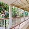 Waikomo Stream Villas 120