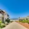 Walk to Shore Ocean-View Manhattan Beach Apt! - شاطئ مانهاتن